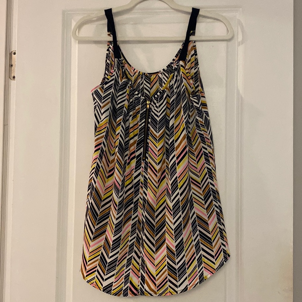 Tank silk blouse with geometric design